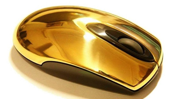Hiện tại mẫu chuột sang chảnh chỉ dành cho đại gia này có giá khoảng 24.180 USD. Ngoài ra còn có một phiên bản full vàng có giá rẻ hơn.
