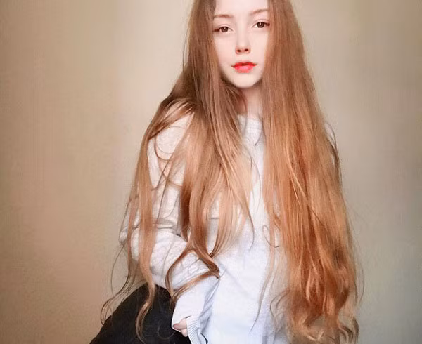 Hãy cùng chiêm ngưỡng nhan sắc thiên thần và body hút mắt của nữ game thủ nổi tiếng Nam Mỹ.