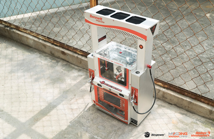 Dàn PC trạm xăng này thực sự rất nhỏ bé với các linh kiện cũng thuộc dòng 'mini' nhưng cấu hình lại cực khủng với CPU Intel Core i9 9900X và VGA 2 x RTX 2080Ti, RAM 64GB đủ để làm mọi tác vụ thông thường đều ngon, lẽ dĩ nhiên là chơi game thì cũng mượt tinh, nặng đến đâu cũng không thành vấn đề lắm.