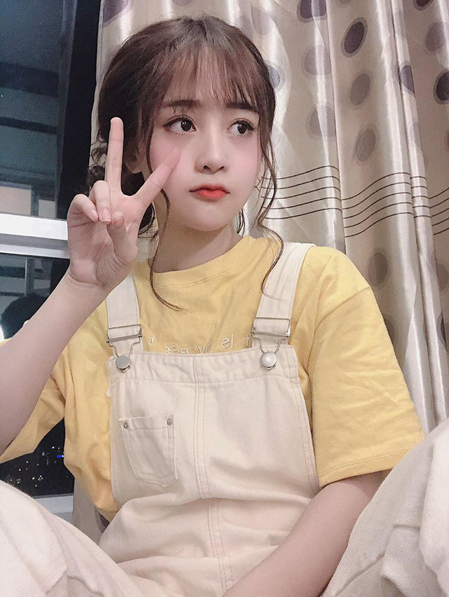 Cô nàng đã theo đuổi sự nghiệp làm người mẫu ảnh từ hai năm trước, và nữ streamer cho rằng đó là việc mình yêu thích.