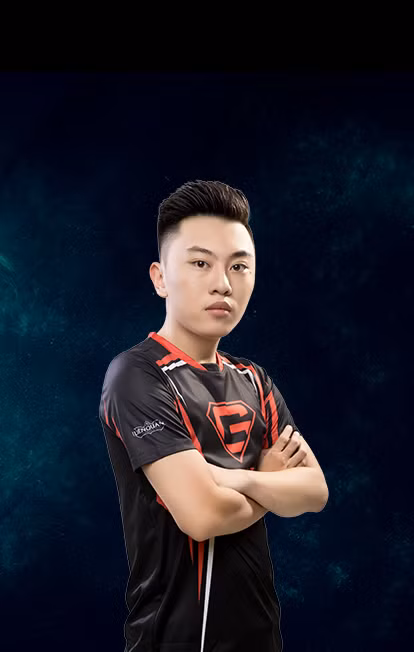 PS Man tên thật là Nguyễn Vũ Hoàng Dũng, sinh ngày 19/11/1997. Từ khi tựa game Liên Quân Mobile ra mắt vào năm 2017, anh chàng đã trở thành tuyển thủ nổi tiếng với năng khiếu cũng như tư duy chiến thuật tốt.