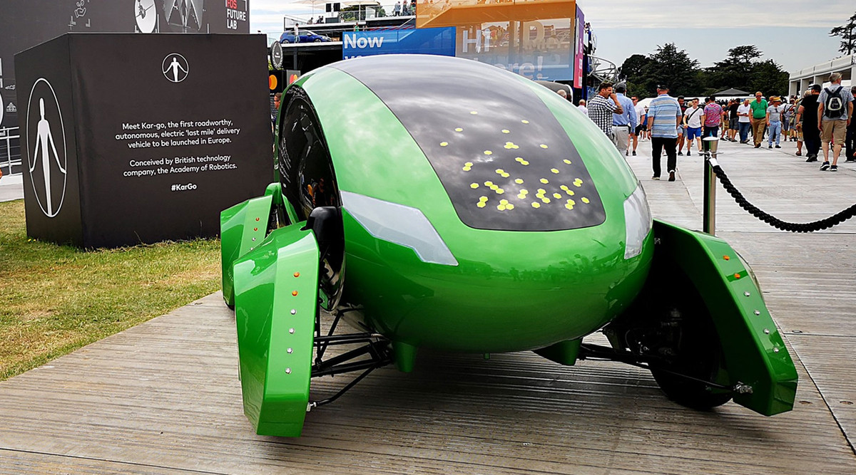 Sau khi hệ thống robot sắp xếp hàng hóa theo từng đơn hàng vào mỗi giỏ hàng riêng biệt, chỉ cần một số lượng nhỏ nhân công chuyển giỏ hàng ra khu vực đóng gói và gửi đi. Mỗi hệ thống robot có khả năng thay thế 4 người lao động.