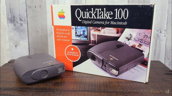 QuickTake là một trong những thiết bị camera số đầu tiên bán ra trên thị trường đại trà vào năm 1994. Nó được bán với giá 749 USD nhưng lại không có khả năng lấy nét hay zoom, màn hình preview và bộ nhớ chỉ lưu được 32 tấm hình.