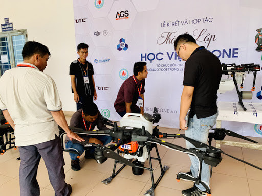Như vậy, sau khi ra trường, các sinh viên của ngành đào tạo máy bay không người lái hoàn toàn có nhiều cơ hội với ngành nghề học.
