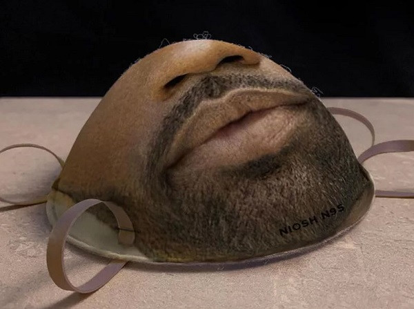 Tuy nhiên đại diện nhà sản xuất này cũng khẳng định cô chưa có ý định sản xuất chúng trong khi tình trạng khan hiếm khẩu trang trên toàn thế giới vẫn đang tiếp diễn. Đồng thời vẫn đang trong quá trình kiểm tra độ chính xác tính năng nhận diện khuôn mặt của loại khẩu trang này. Ảnh: designboom