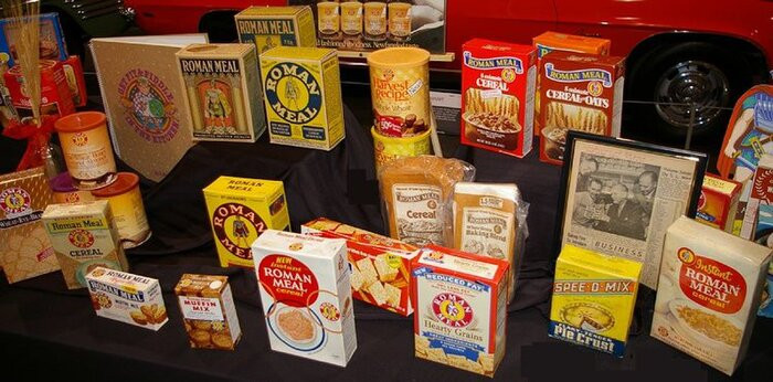 Cũng trong năm đầu đại học, Steve sống bằng ngũ cốc Roman Meal. Ông cũng mua cà rốt và rất nhiều hạnh nhân. Ông thậm chí còn mua cả máy ép trái cây Champion để làm nước ép cà rốt ăn kèm salad cà rốt.