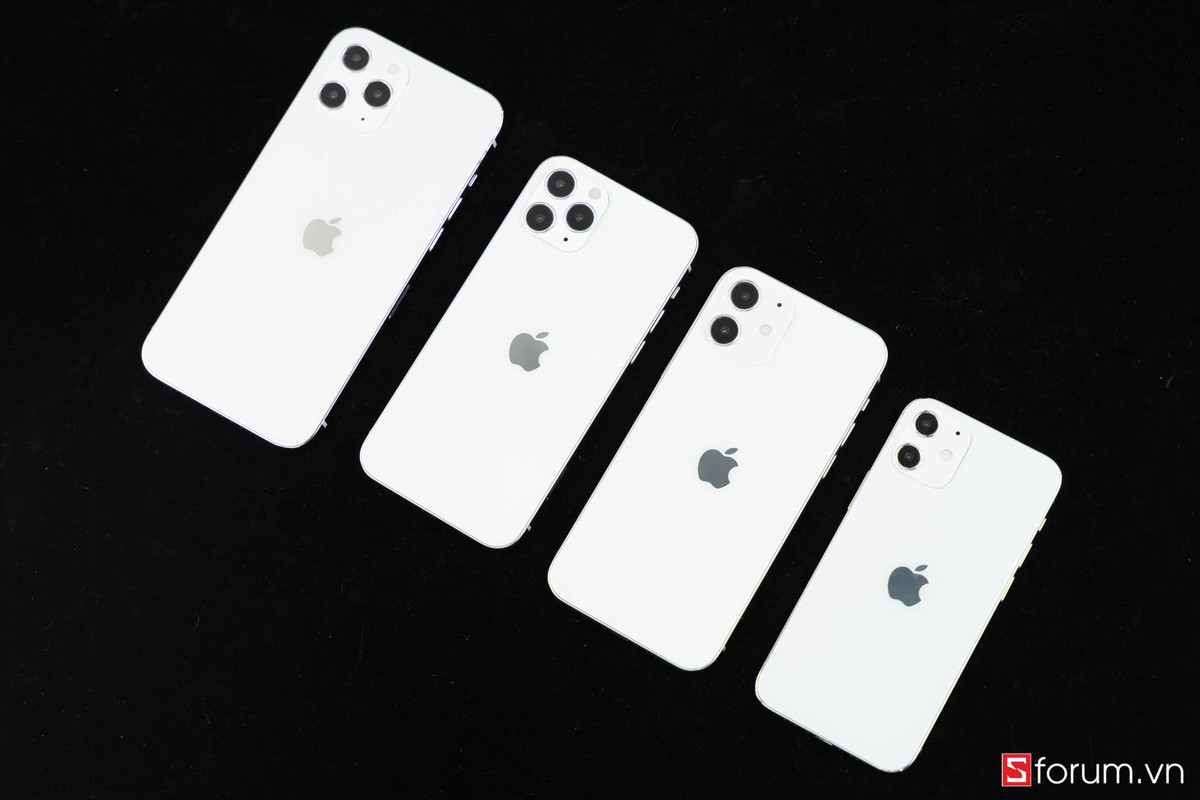 Gần như chắc chắn một số mẫu iPhone giảm giá vĩnh viễn khi dòng iPhone 12 ra mắt, nhưng người dùng không cần phải đợi đến khi iPhone 12 ra mắt để tiết kiệm một khoản tiền mua điện thoại. Bởi lẽ, Apple thường sẽ giảm 100 USD giá bán tương ứng cho các mẫu iPhone 11 khi iPhone 12 ra mắt. Chưa kể đến phân khúc hàng đã qua sử dụng.