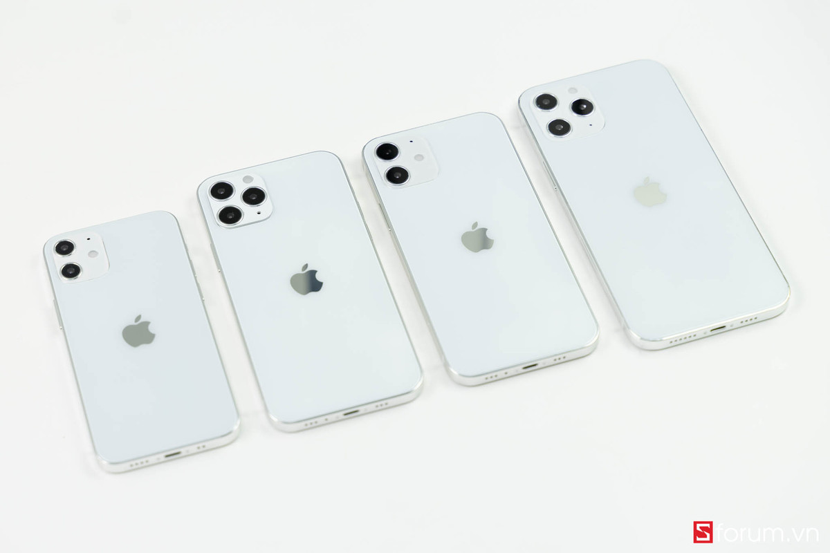 Màn hình 120 Hz, kết nối 5G và cải tiến camera là những điểm hấp dẫn của iPhone 12, nhưng với những gì đang diễn ra trên thế giới, đây không phải là thời điểm thích hợp để chi hàng nghìn USD vào việc nâng cấp điện thoại.