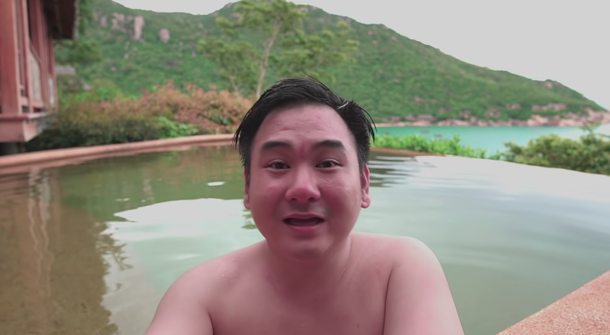 Và không để người hâm mộ đợi lâu, mới đây Xemesis và bạn gái kém 13 tuổi đã công khai thông tin sẽ làm đám cưới vào ngày 14/11 tại Landmark 81 - toà nhà cao nhất Việt Nam tại TP. Hồ Chí Minh.