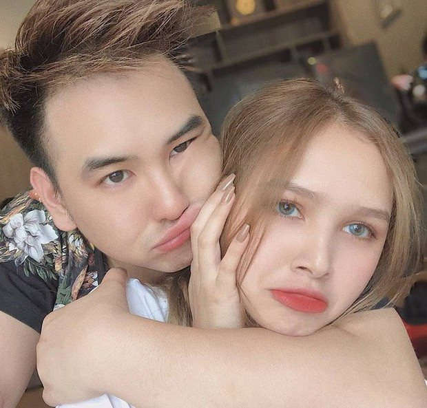 Xemesis từng hài hước chia sẻ: "Cái tên này bắt nguồn từ PewPew, là Pew đã đặt cho Trang vì Trang... chưa 18".