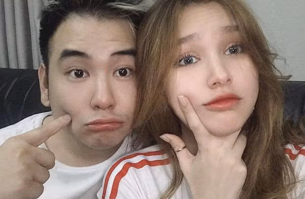 Fan của Xemesis thích thú với cô bạn vừa xinh xắn lại dễ thương của anh chàng nhưng ngỡ ngàng khi biết cô nàng kém Xemesis tận... 13 tuổi.