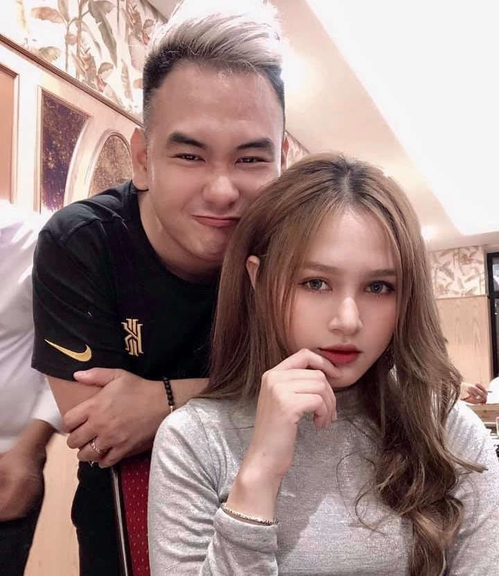 Trước khi đến với quyết định kết hôn và thông báo với mọi người, Thùy Trang cho biết cả gia đình cô đều quý mến Xemesis.