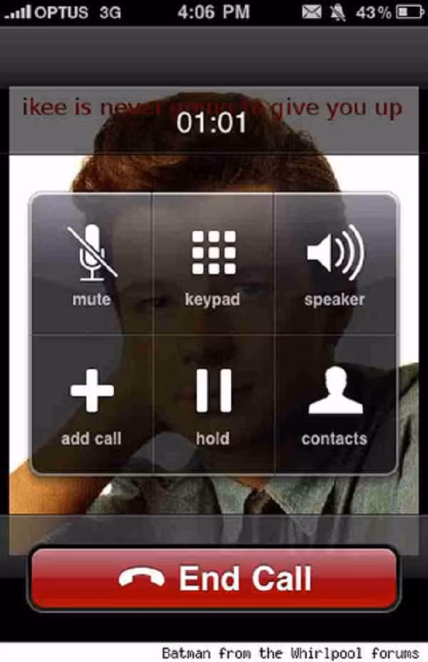 Sâu Ikee xuất hiện trên iPhone cuối năm 2009 chỉ ảnh hưởng đến các iPhone đã được jailbreak. Sau khi lây nhiễm vào iPhone, Ikee sẽ thay đổi hình nền của máy bằng ảnh của ca sỹ Rick Astley kèm theo 1 đoạn tin: "ikee is never gonna give you up." (ikee sẽ không bao giờ bỏ rơi bạn).