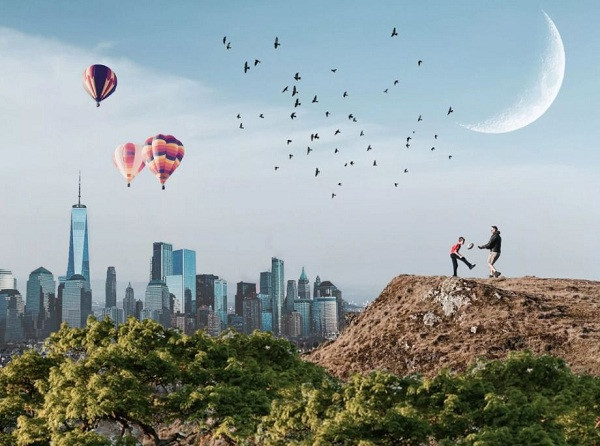 App chỉnh ảnh Bazaart chỉ có trên iOS, với phí 7,99 USD/tháng hoặc 48 USD/năm, cho phép người dùng kết hợp nhiều yếu tố lại với nhau trên một thành phẩm, tạo nhiều lớp ảnh.