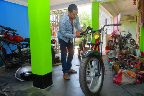 Tuy nhiên quá trình xin giấy phép lưu thông phương tiện tự chế trên đường phố sẽ rất phức tạp và tốn thời gian.