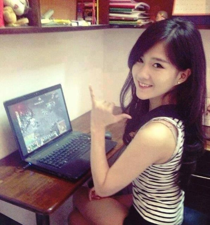 Năm 2016, giới truyền thông Việt Nam phát sốt khi hãng truyền thông nổi tiếng thế giới Reuters công bố danh sách 155 bức ảnh do phóng viên của hãng chụp tại đúng 155 quốc gia trên toàn thế giới, mỗi bức ảnh đại diện cho một quốc gia trong năm 2016.