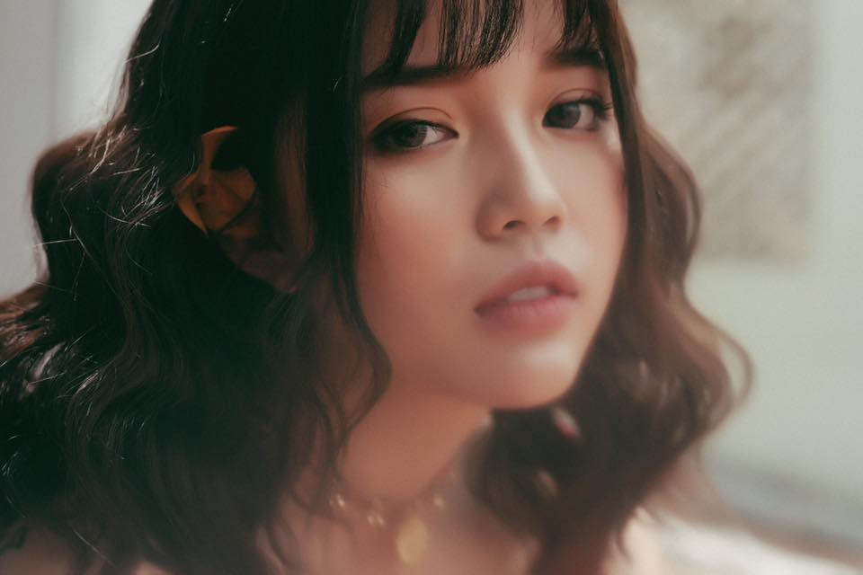 Nàng hot girl làng game này gây chú ý nhờ vào gương mặt xinh đẹp cùng thần thái đúng chuẩn "hoa hậu", Ngọc Linh được mệnh danh là "Hoa hậu làng game".