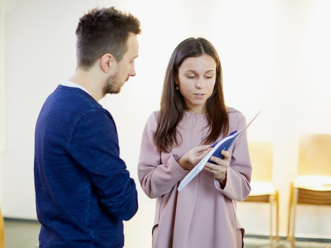 Nhân viên kĩ sư phần mềm (207.845 USD/năm): Vị trí này ở Apple liên quan tới việc thiết kế và áp dụng các tính năng mới. Nó cũng có thể yêu cầu khả năng lãnh đạo bởi bạn có thể phải hướng dẫn kĩ thuật cho các thành viên khác.