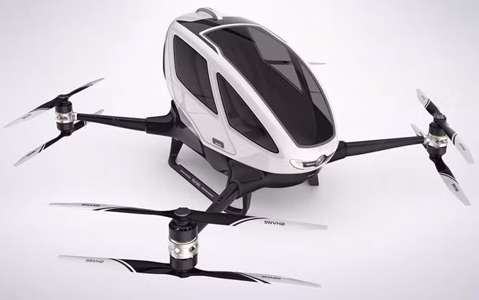 Taxi bay này chỉ có 1 chỗ và được phát triển hơn ở phiên bản 216.