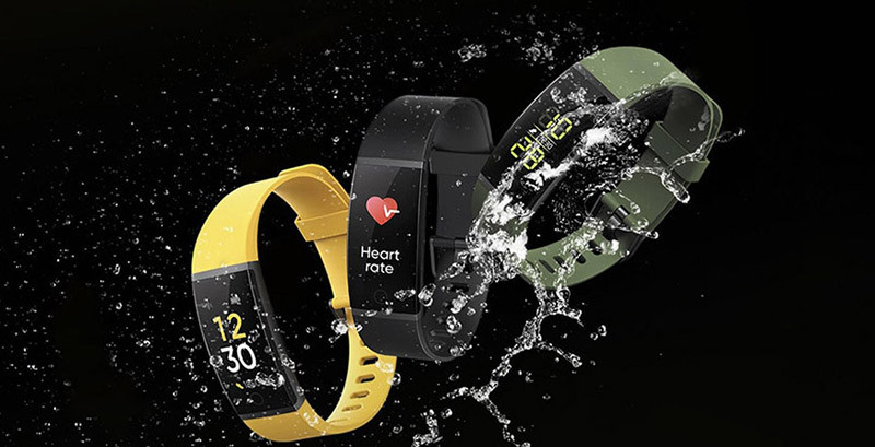 Mới đây Realme cũng ra mắt vòng đeo tay thông minh của mình. Đây là sản phẩm cạnh tranh trực tiếp của Redmi band về cả thiết kế, tính năng và đặc biệt là phân khúc giá rẻ.