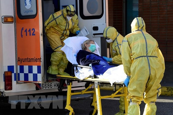 Lan dau Nga ghi nhan them hon 300 ca nhiem SARS-CoV-2 trong ngay-Hinh-2