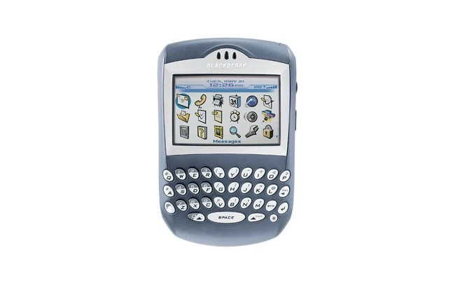 BlackBerry 7290 là một trong những thiết bị thuộc series 7000, ra mắt năm 2003 và 2004. Đây là những mẫu BlackBerry màn hình màu đầu tiên, với màn hình cỡ trung, độ phân giải 240x160 hoặc 240x240.