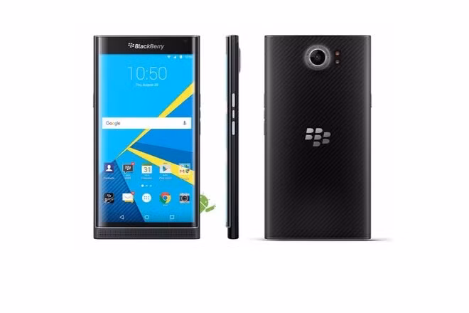 Bốn tháng sau khi BlackBerry Classic xuất hiện, một thiết bị thuần cảm ứng khác ra mắt là BlackBerry Leap. Leap là sản phẩm hợp tác với Foxconn, nhằm mang đến thị trường một thiết bị cảm ứng giá rẻ. Máy có màn hình 5-inch, độ phân giải 1280x720, camera sau 8-megapixel, camera trước 2-megapixel, vi xử lý 1.5GHz và RAM 2GB. Nó có hai màu trắng, đen, và là thiết bị BB10 cuối cùng được sản xuất.