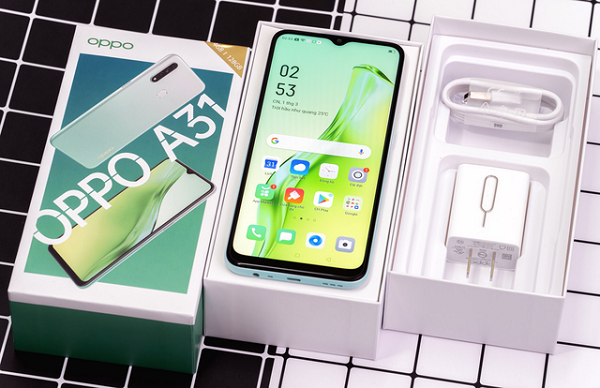 Smartphone mới nhất của Oppo - phiên bản A31 có thiết kế gọn nhẹ, phù hợp với xu hướng năng động của giới trẻ với màn hình vô cực giọt nước sành điệu và màu sắc đậm tính thời trang.