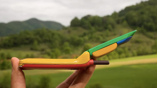 StarTAC đã thay đổi mọi thứ với trọng lượng nhẹ và có tính di động rất cao.