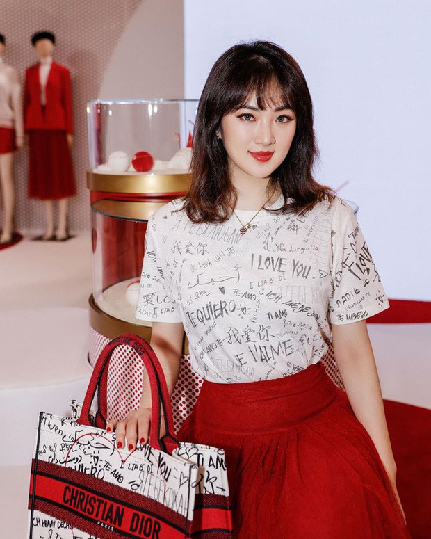 Giới thượng lưu thế giới đã quá quen với cái tên Annabel Yao khi thiếu nữ này xuất hiện nổi bật trong dạ vũ xa hoa nhất thế giới vào năm 2018. Ảnh: Tổng hợp Internet