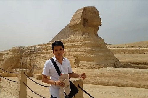 Về thông tin cho rằng Khoa Pug là con trai chủ tịch công ty địa ốc Hưng Thịnh, chính tập đoàn này cũng đã lên tiếng phủ nhận. Như vậy dựa vào những thông tin này, có thể khẳng định Khoa Pug không hề có gia thế đại gia.