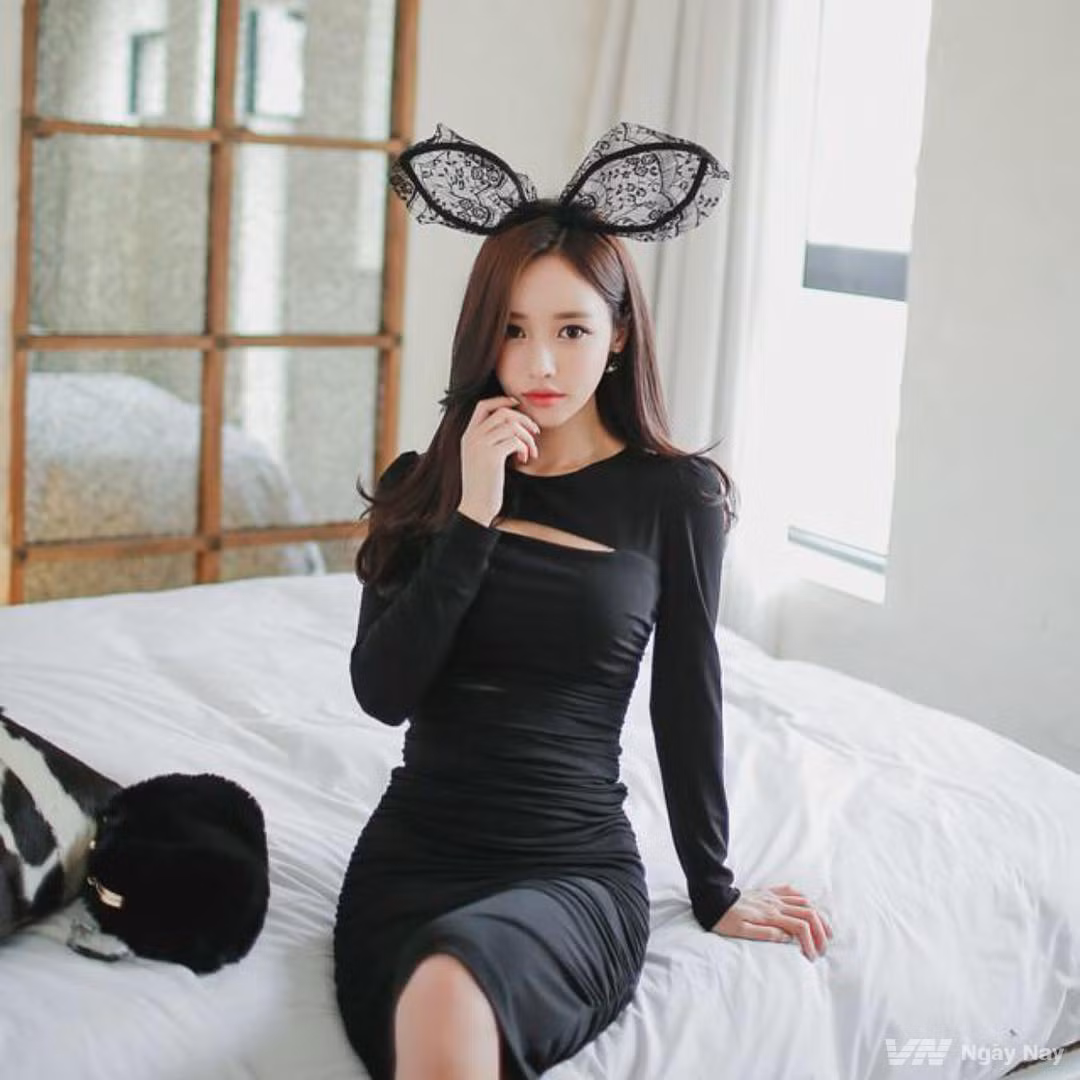 Dù mới gia nhập làng streamer nhưng tên tuổi của cô đã phất lên như diều gặp gió.