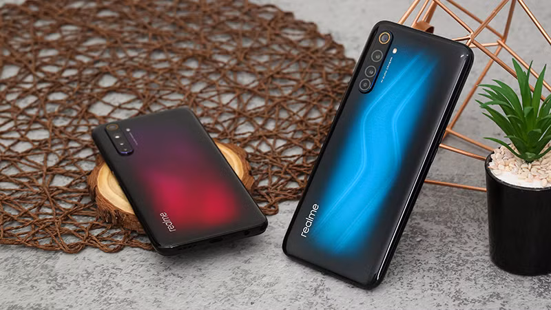 5. Vị trí số 5 không ai khác ngoài cái tên đang rất HOT trên thị trường, Realme 6 Pro. Đây là chiếc smartphone được nhiều người nhắc tới trong thời gian qua ngoài việc sở hữu cấu hình tốt, trải nghiệm trên màn hình 90Hz cũng là một điểm đáng để lựa chọn.