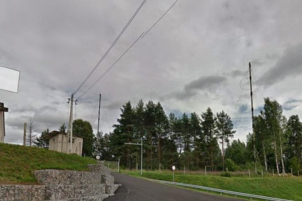 Maris Goldmanis, một người đam mê radio và thường xuyên nghe UVB-76, khẳng định nó từng phát một tin nhắn đặc biệt vào năm 2013 với nội dung: “COMMAND 135 ISSUED”, được cho là thông điệp kiểm tra khả năng sẵn sàng chiến đấu.