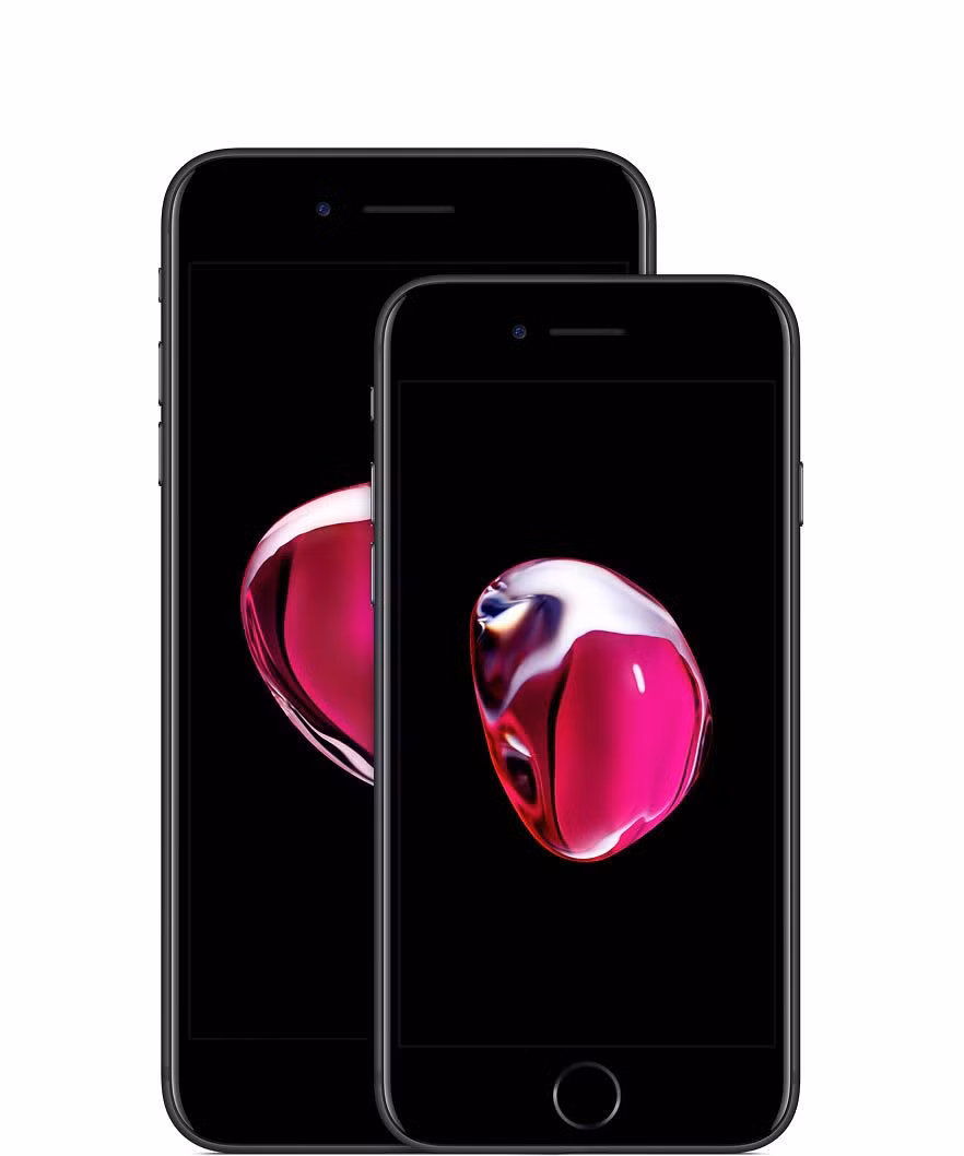 Bộ đôi iPhone 7 và 7 Plus thực sự là một bản nâng cấp đáng chú ý với cấu hình mạnh mẽ nhờ bộ vi xử lý Apple A10 cho đến nay vẫn cân tốt mọi tác vụ, phiên bản Plus được trang bị camera kép hỗ trợ chụp xóa phông, có thêm tính năng chống nước, dung lượng bộ nhớ tối đa lên tới 256GB và phiên bản thấp nhất giờ đây đã là 32GB chứ không còn 16GB như trước đây. Bộ đôi này cũng bỏ đi jack tai nghe tiêu chuẩn 3.5mm, bỏ luôn phím home vật lý để thay bằng phím home cứng Forcetouch.