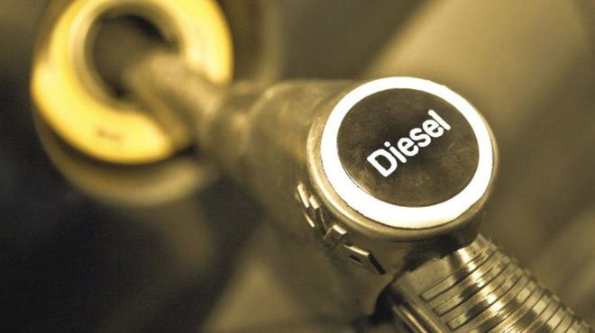 Năm 2017, Nhóm nghiên cứu gồm các nhà hóa học hữu cơ đã thử dùng một chất xúc tác mới, giúp họ nhanh chóng phân hủy nhựa và biến nó thành dầu diesel có thể dùng được ngay mà không cần qua khâu tinh chế. Hệ thống này có thể thu nhỏ và xử lý tới 4,5 kg nhựa mỗi ngày.