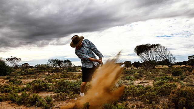 Nếu chơi với tốc độ bình thường, bạn sẽ mất từ 5 tới 7 ngày để hoàn thành một vòng golf còn theo lý thuyết thì chỉ là 2 tới 3 ngày nếu bạn đủ quyết tâm.