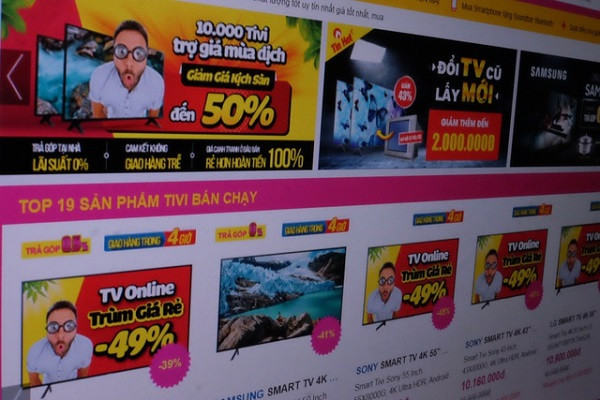 Trước khi đặt mua online, người dùng nên lưu ý kiểm tra giá thực tế tại nhiều nơi để mua được giá phù hợp nhất. Cũng như tìm hiểu kỹ chính sách bán hàng online, các ưu đãi nhận được,...