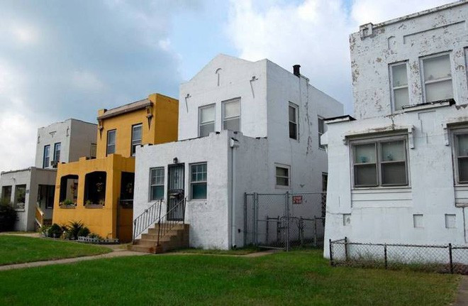 Thậm chí những ngôi nhà xây dựng bởi phương pháp của Edison vẫn rất vững chãi cho tới tận ngày nay.