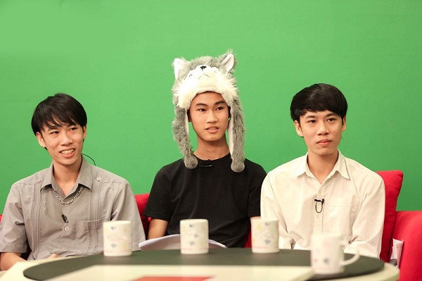 Tuy nhiên, trong một chia sẻ mới đây, Trung Anh (thành viên của 1977 Vlog) khẳng định những con số này là ''hoàn toàn không chính xác''.