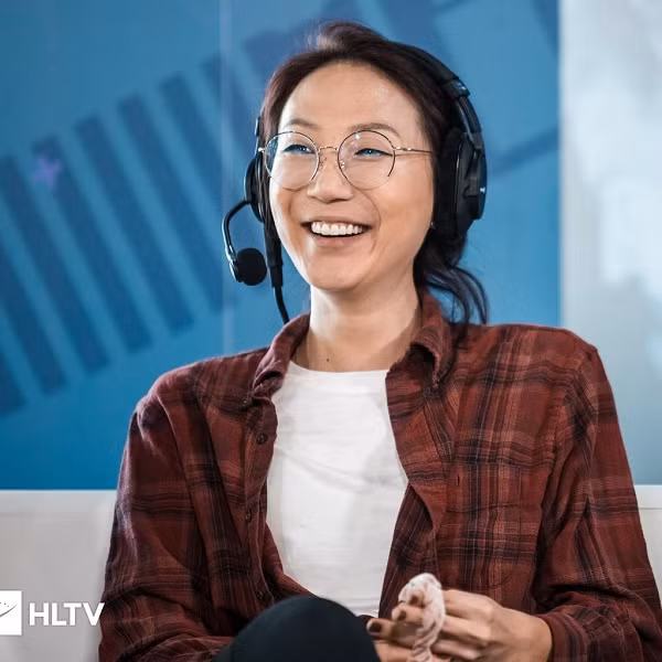 Nàng game thủ xứ sở cờ hoa gốc Á Christine Chi (Potter) hiện đang thi đấu dưới màu áo của RES Gaming, sau thời gian dài giữ chức đội trưởng của Counter Logic Gaming Red. Trong suốt sự nghiệp của mình, nữ game thủ tài năng đã thi đấu tại 16 sự kiện khác nhau, từng giành giải vô địch với tựa game CS 1.6.