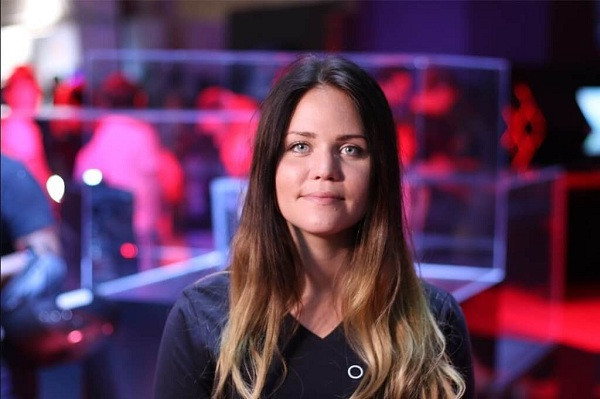 Bắt đầu thi đấu chuyên nghiệp vào năm 2013, tới nay nữ game thủ trong top tài năng nhất thế giới Julia Kiran (juliano) đã tham dự 22 giải đấu, thu về kha khá thành tích cao.