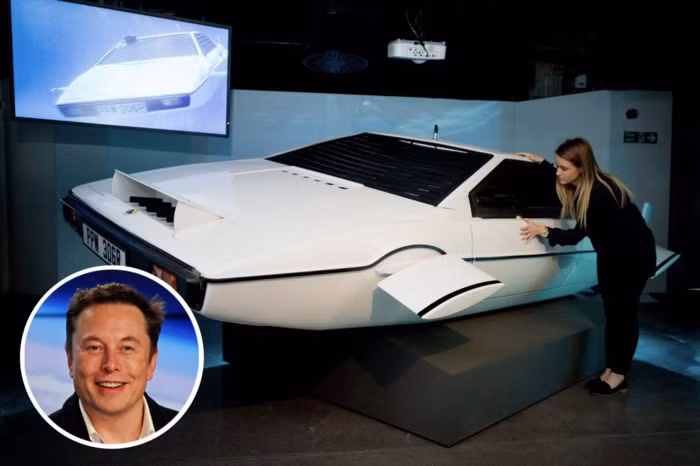 Là CEO của thương hiệu xe điện Tesla, không khó hiểu khi tỷ phú Elon Musk có niềm đam mê đặc biệt với phương tiện này. Năm 2013, vị tỷ phú chi 920.000 USD để mua một chiếc xe hơi kết hợp tàu ngầm từng xuất hiện trong phim Điệp viên 007 tại một cuộc bán đấu giá.