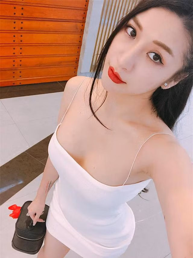 Cô nàng Vân Navy với gương mặt Tây Tây ngày ấy đã gây được ấn tượng mạnh trong giới teen, đặc biệt là cô nàng còn có khả năng diễn xuất tốt trước ống kính.