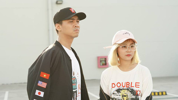 Pewpew với Misthy là một cặp “chú - cháu” đặc biệt của làng streamer Việt Nam. Thời gian vừa qua, họ gắn với nhau như hình với bóng, tuy nhiên, họ vẫn khăng khăng nói rằng hai người vẫn chỉ là “chú - cháu” (dù chỉ hơn kém nhau 4 tuổi).