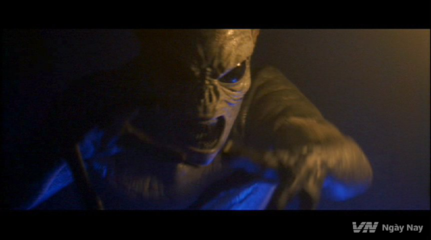 Một chủng tộc người ngoài hành tinh phổ biến khác là người Xanh. Nhều người khác nhau ở những nơi khác nhau trên thế giới đã báo cáo rằng họ nhìn thấy những sinh vật màu xanh lá cây. Họ là những sinh vật hình người với màu xanh phủ khắp cơ thể và không có lông.