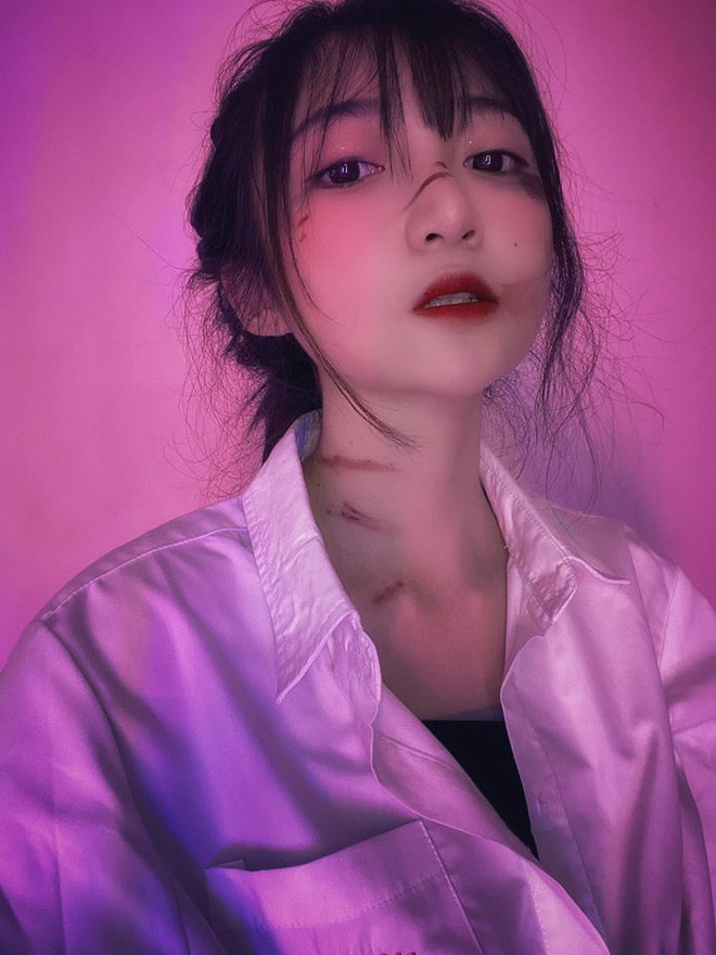 Với phong cách stream cá tính, nhí nhảnh và cực kì đáng yêu, hiện tại Thảo Nguyên đang sở hữu cho mình lượng fans “khủng” với 18.000 lượt follows trên Facebook cá nhân.