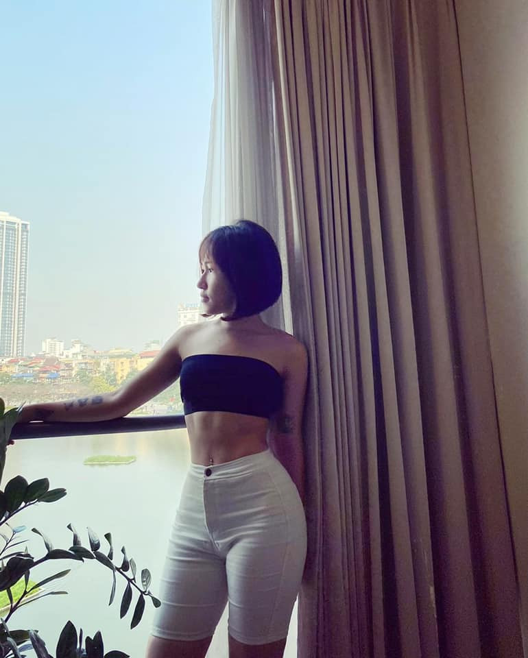 Số đo 3 vòng của Uyên Pu cực kỳ chuẩn đét khi diện trang phục gợi cảm, những hình ảnh này được cô nàng chia sẻ nhiều trên trang cá nhân của mình.