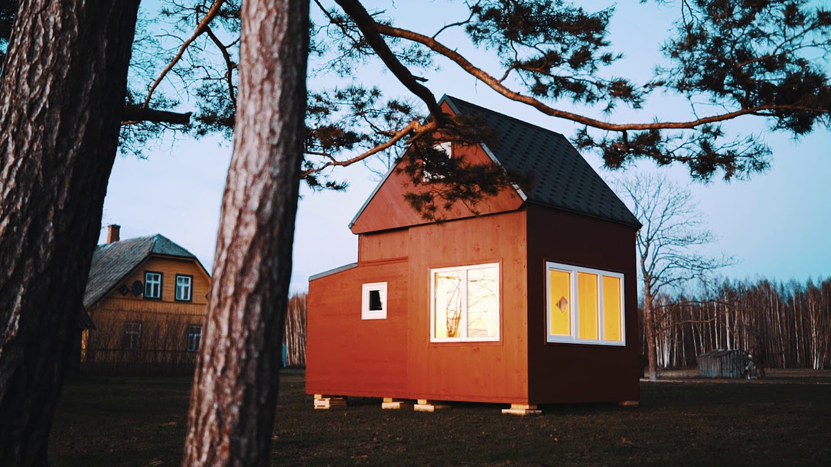 Brette Haus hiện cung cấp 3 mẫu thiết kế nhà đa năng, với các kích thước khác nhau từ 20 đến 50 mét vuông. Một tùy chọn 70 mét vuông hiện đang được thực hiện.