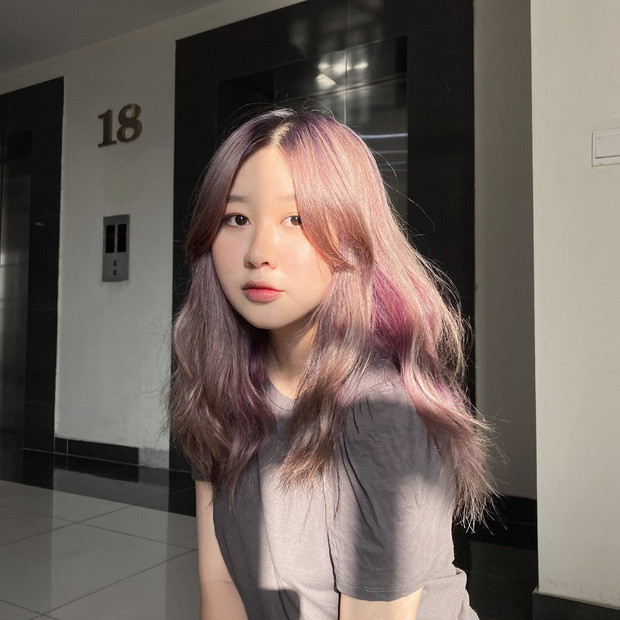 Kiều Chinh - beauty blogger đang được nhiều bạn trẻ follow hiện nay đã hoàn toàn tự lập về tài chính, không phải xin tiền bố mẹ nhờ việc làm một YouTuber.